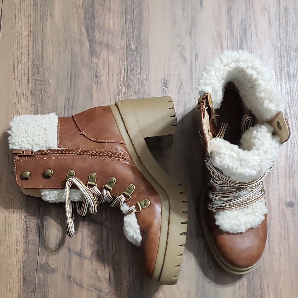 Universal Thread Brown Shearling Boots - image 6